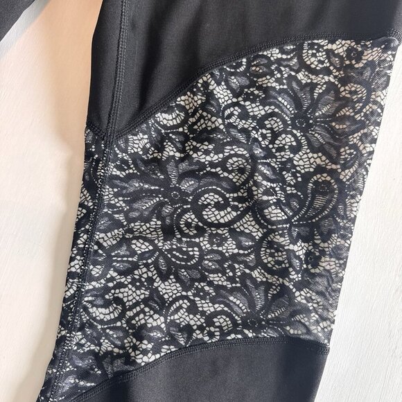 Nanette Lepore Leggings Women’s Large Black & White Lace Print - Picture 4 of 8